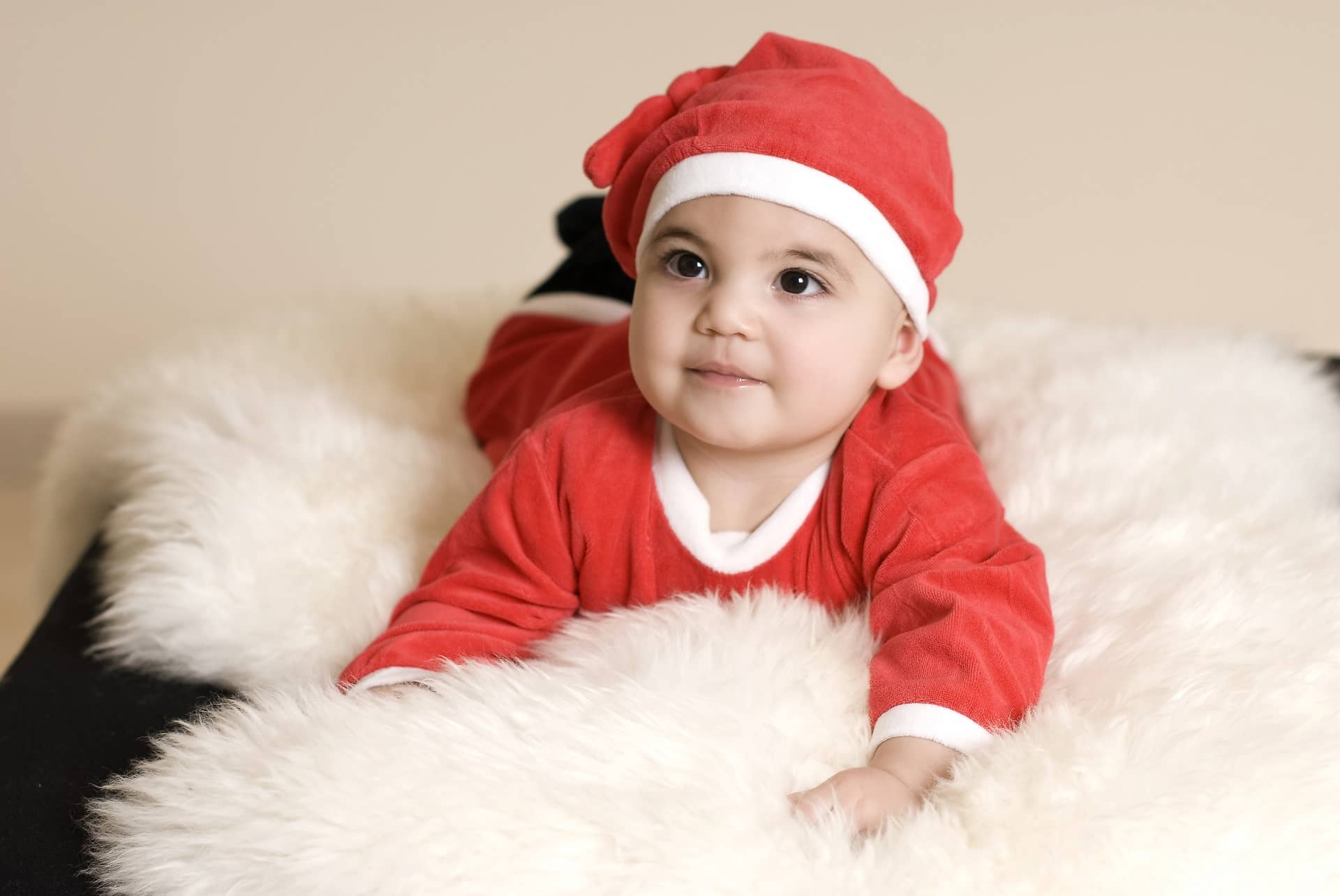 Newborn Christmas photoshoot