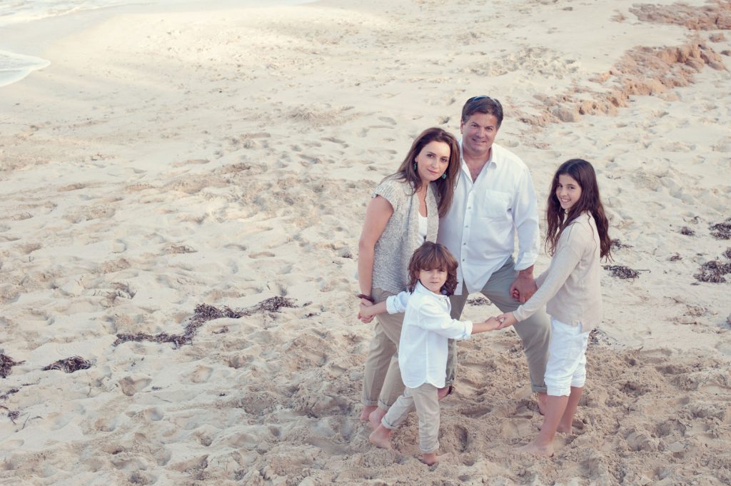 Best poses for a family photo shoot