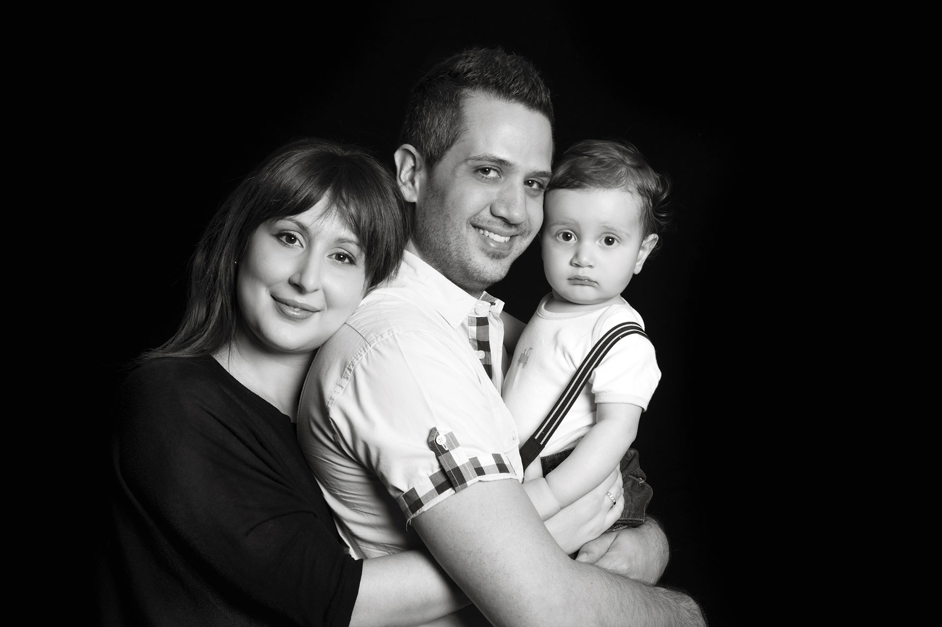 Best poses for a family photo shoot